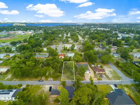 1323 Fairland Ave, Panama City, FL 32401