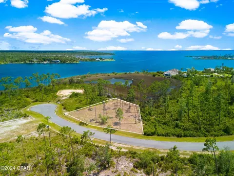 1007 Reel Easy Dr, Panama City, FL 32404
