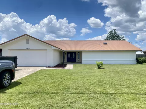 5921 Stephanie Dr, Panama City, FL 32404