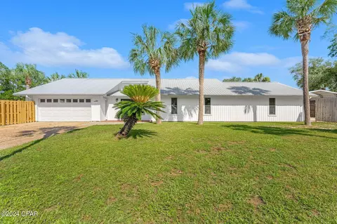 901 Laurel Oak Ln, Panama City Beach, FL 32408