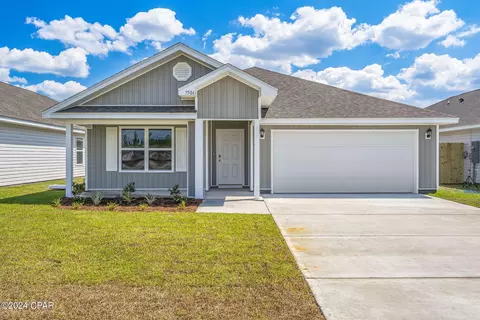 7506 Delancey St, Panama City, FL 32404