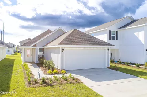 6603 Kettles St, Panama City, FL 32404