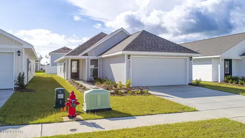 6619 Kettles St, Panama City, FL 32404