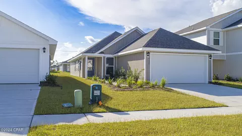 6627 Kettles St, Panama City, FL 32404