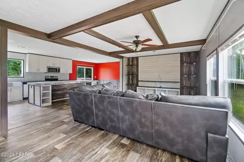 20632 Magnolia Dr, Fountain, FL 32438