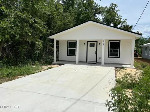 904 E 9th Ct, Panama City, FL 32401