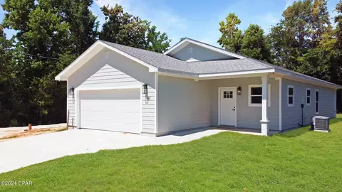 161 Parker, Wewahitchka, FL 32465