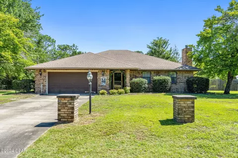 3564 Westbrook Dr, Chipley, FL 32428