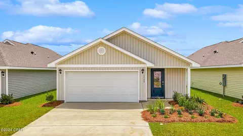 6588 Kettles St, Panama City, FL 32404