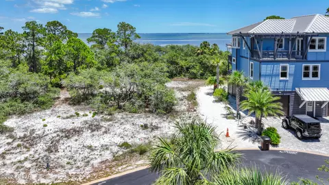 122 Pinnacle Dr, Port St Joe, FL 32456