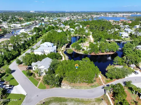 5408 Hopetown Ln, Panama City, FL 32408