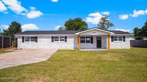 1818 Montana Ave, Lynn Haven, FL 32444
