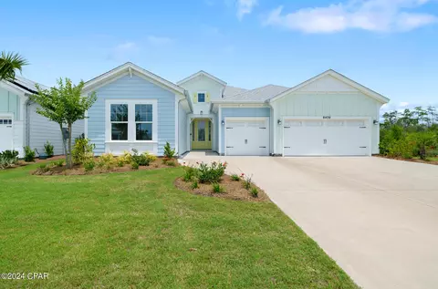 8470 Landshark Blvd, Panama City Beach, FL 32413