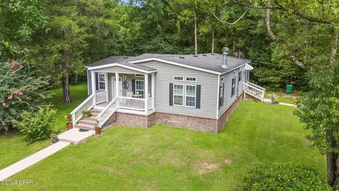 620 622 W Banfill Ave, Bonifay, FL 32425