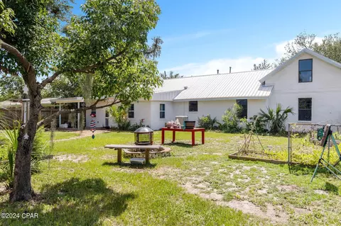 1103 E 8th St, Lynn Haven, FL 32444