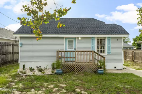 503 Dolphin Dr, Panama City Beach, FL 32413