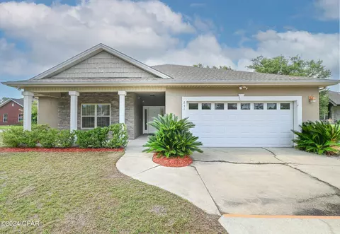 231 White Oaks Blvd, Panama City, FL 32409