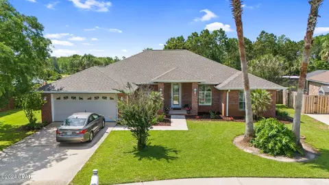 5299 Woodlake Ter, Gulf Breeze, FL 32563