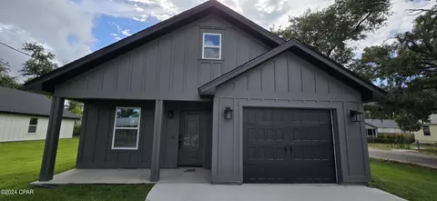 1521 Molitor Ave, Panama City, FL 32401