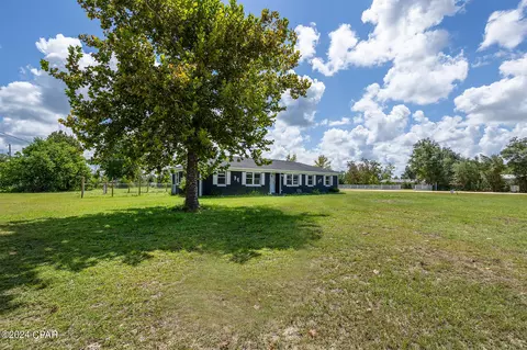 8038 Willow Rd, Youngstown, FL 32466