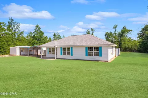6421 Ammons Ln, Youngstown, FL 32466