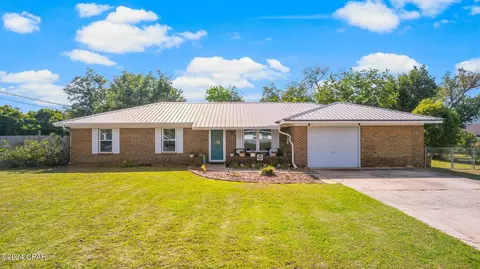 316 Illinois Ave, Lynn Haven, FL 32444