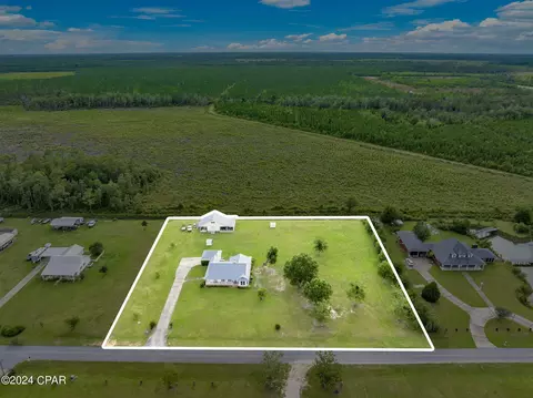 235 Betty Rae Dr, Wewahitchka, FL 32465