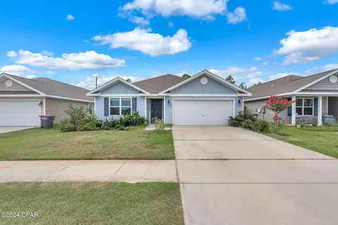 141 Osprey Lake Dr, Panama City, FL 32404