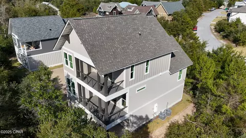 3930 Bungalow Ln, Panama City, FL 32408