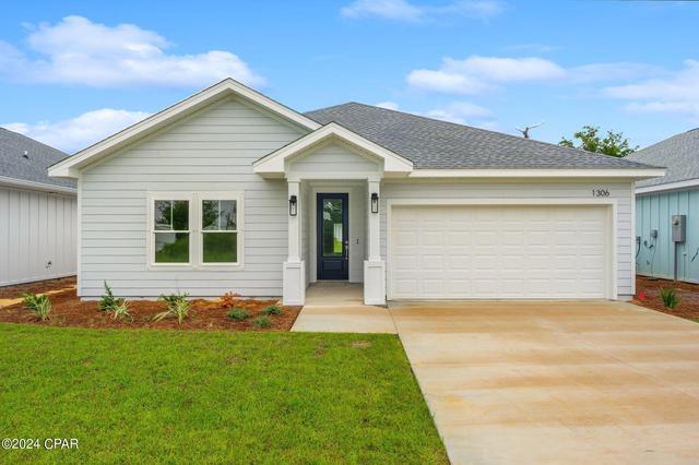 1306 W 30th St, Panama City, FL 32405
