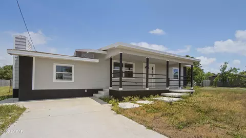 152 Anita Dr, Panama City, FL 32404