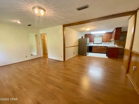 5383 9th St, Malone, FL 32445 photo 4