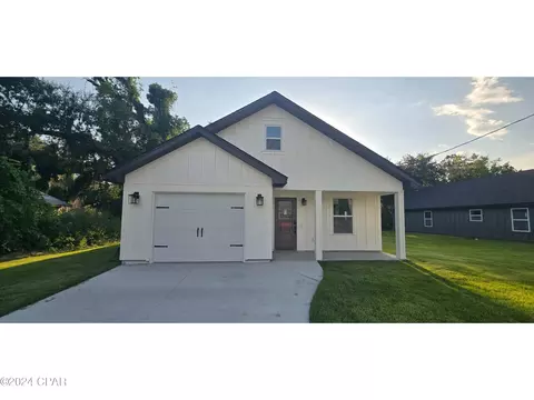1517 Molitor Ave, Panama City, FL 32401