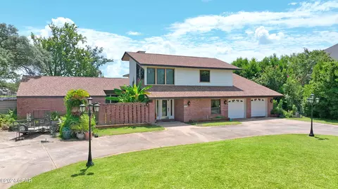 2400 Ashland Dr, Panama City, FL 32405
