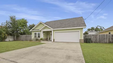 1006 E 10th St, Lynn Haven, FL 32444 photo 2