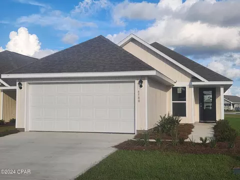 6580 Kettles St, Panama City, FL 32404