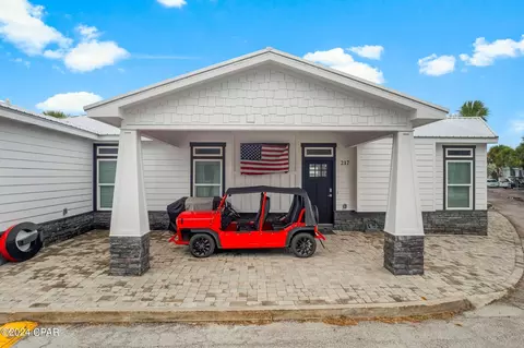 217 Snook Ln, Panama City Beach, FL 32408