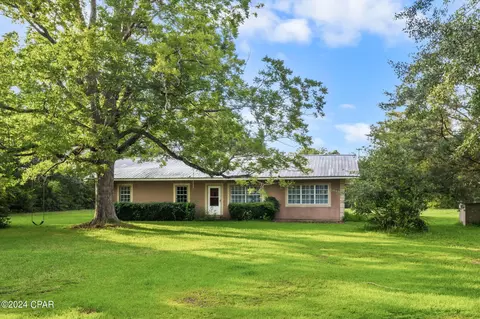 2002 Cutchins Rd, Cottondale, FL 32431