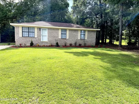 2765 Brenda St, Marianna, FL 32448