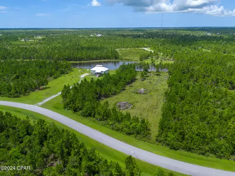 171 Widewater Cir, Wewahitchka, FL 32465