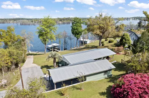 2537 Ellie Ln, Alford, FL 32420