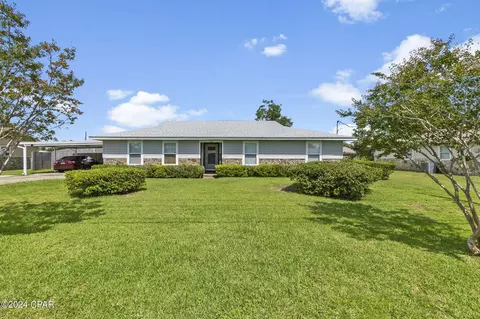 1135 S Kimbrel Ave, Panama City, FL 32404