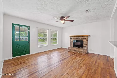 1233 Harrison Ave, Chipley, FL 32428 photo 5