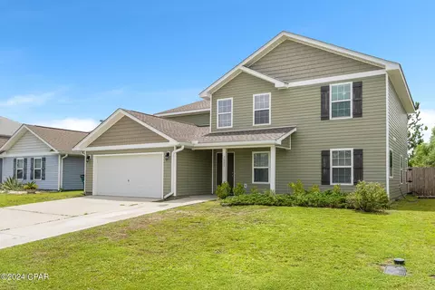 7333 Port Pl St, Southport, FL 32409