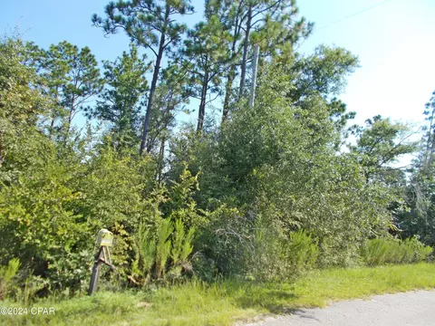 1065 Highlands Cir, Alford, FL 32420