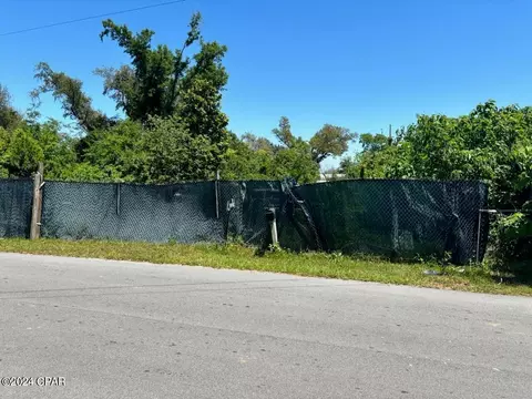 312 Detroit Ave, Panama City, FL 32401