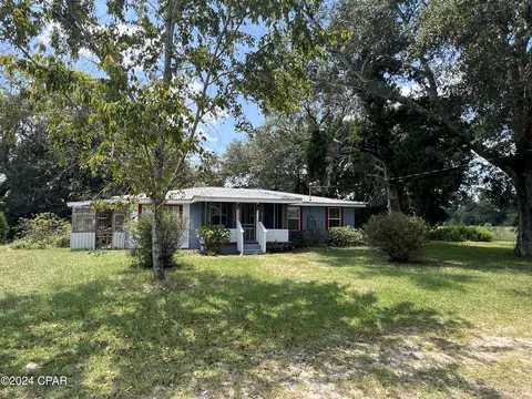 5989 Paradise Club Rd, Greenwood, FL 32443