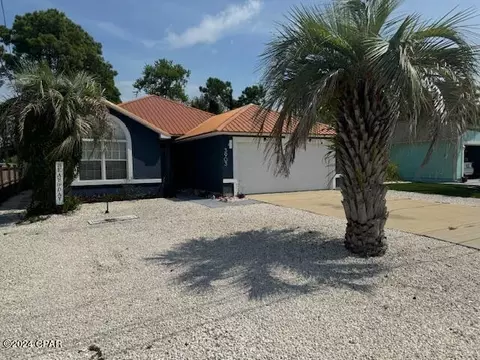 3903 Ural St, Panama City Beach, FL 32408