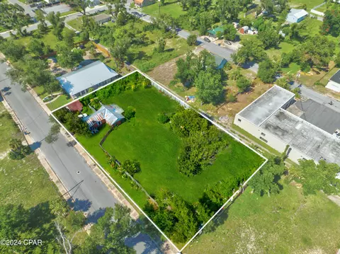 612 Mckenzie Ave, Panama City, FL 32401