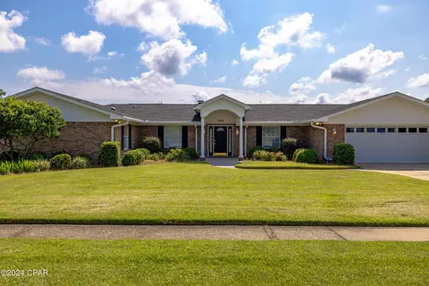 2800 Briarcliff Rd, Panama City, FL 32405